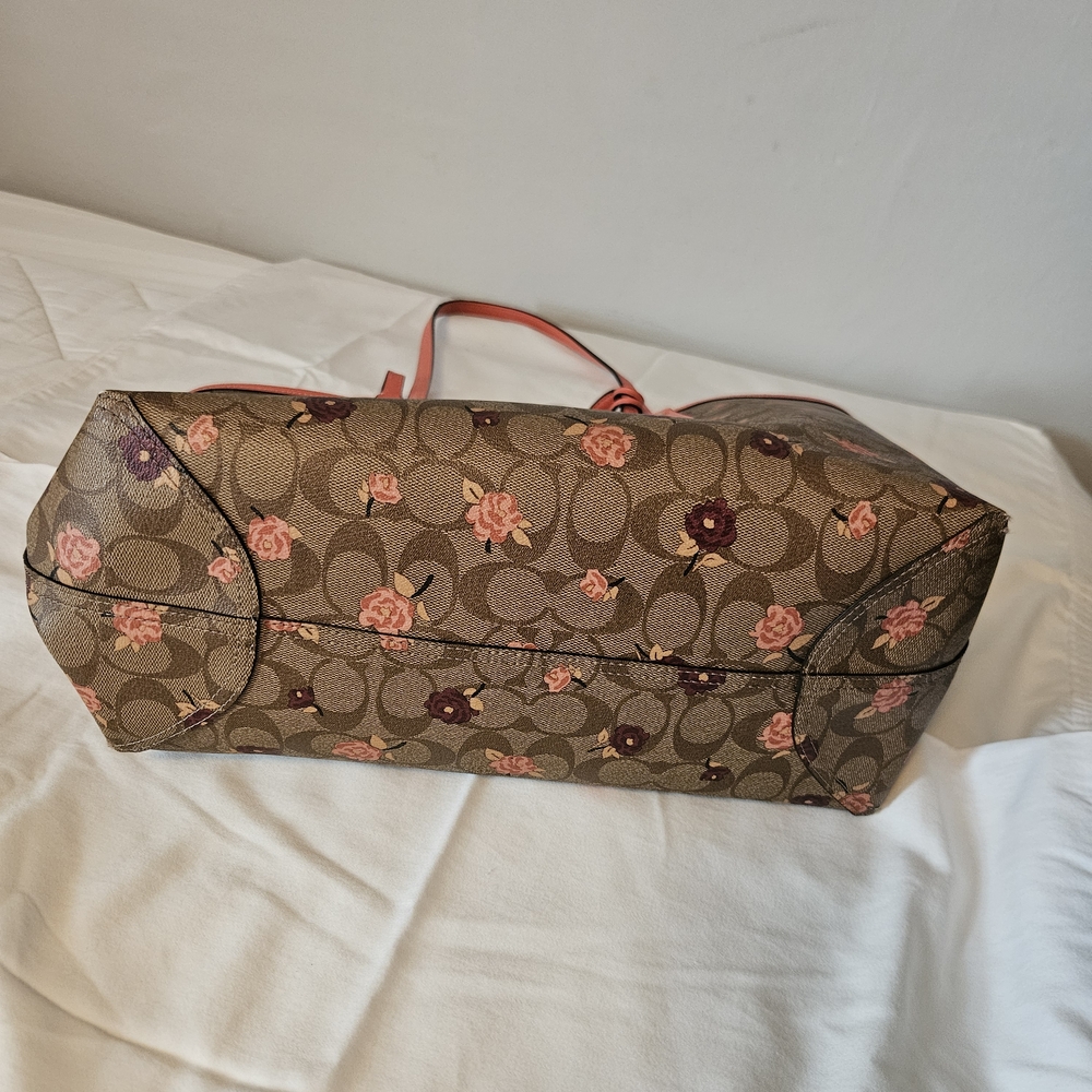 Coach Floral Tote - Brown and Pink - Picture 15 of 15
